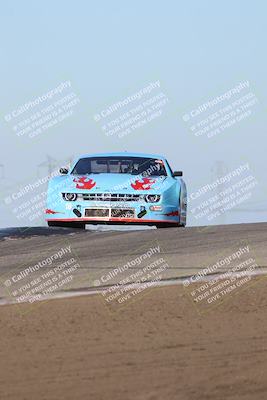 media/Oct-26-2025-CalClub SCCA (Sun) [[8ce1e69566]]/Group 4/Grapevine/